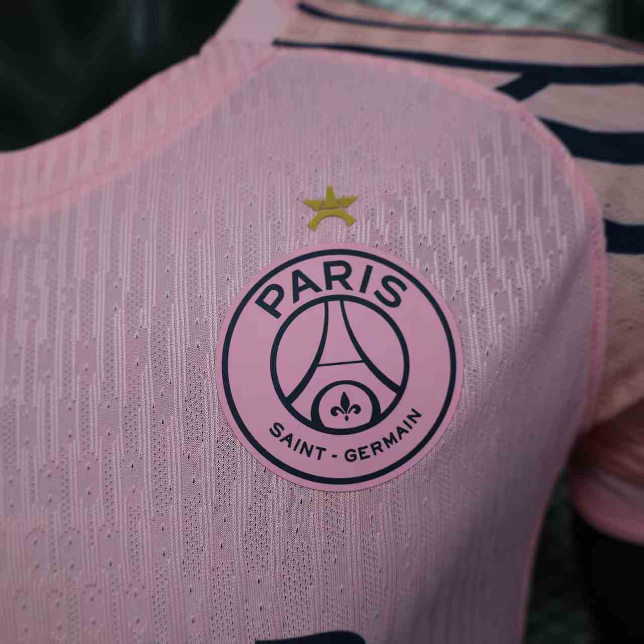 Maillot PSG concept Rose