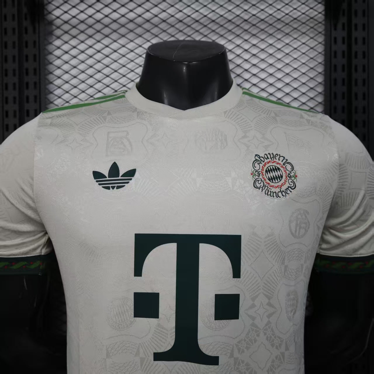 Maillot FC Bayern concept blanc