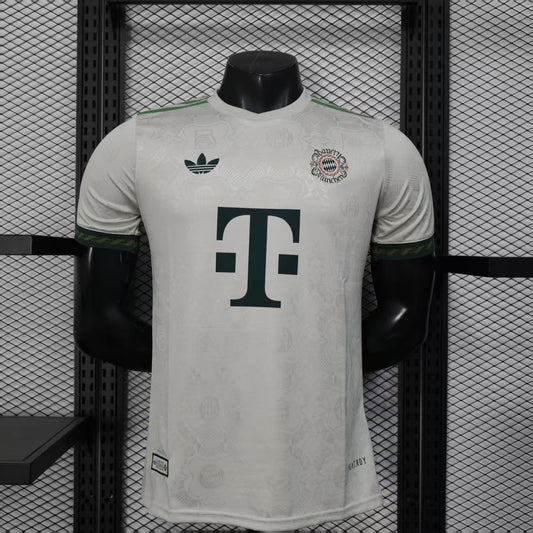 Maillot FC Bayern concept blanc